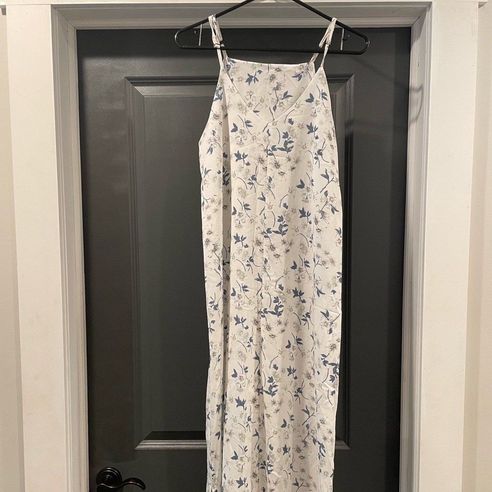 Blue floral midi dress